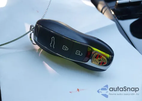 2023 Porsche Macan T from USA, damaged, VIN WP1AA2A51PLB20727